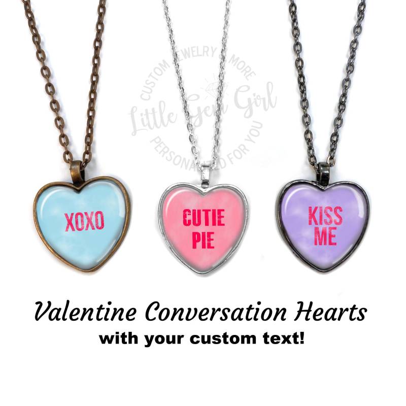 Personalisierte Valentine Heart Conversation Halskette Oder Schlüsselanhänger - Benutzerdefinierte Farbe Und Text Faux Candy Charm Schmuck, Unisex von LittleGemGirl