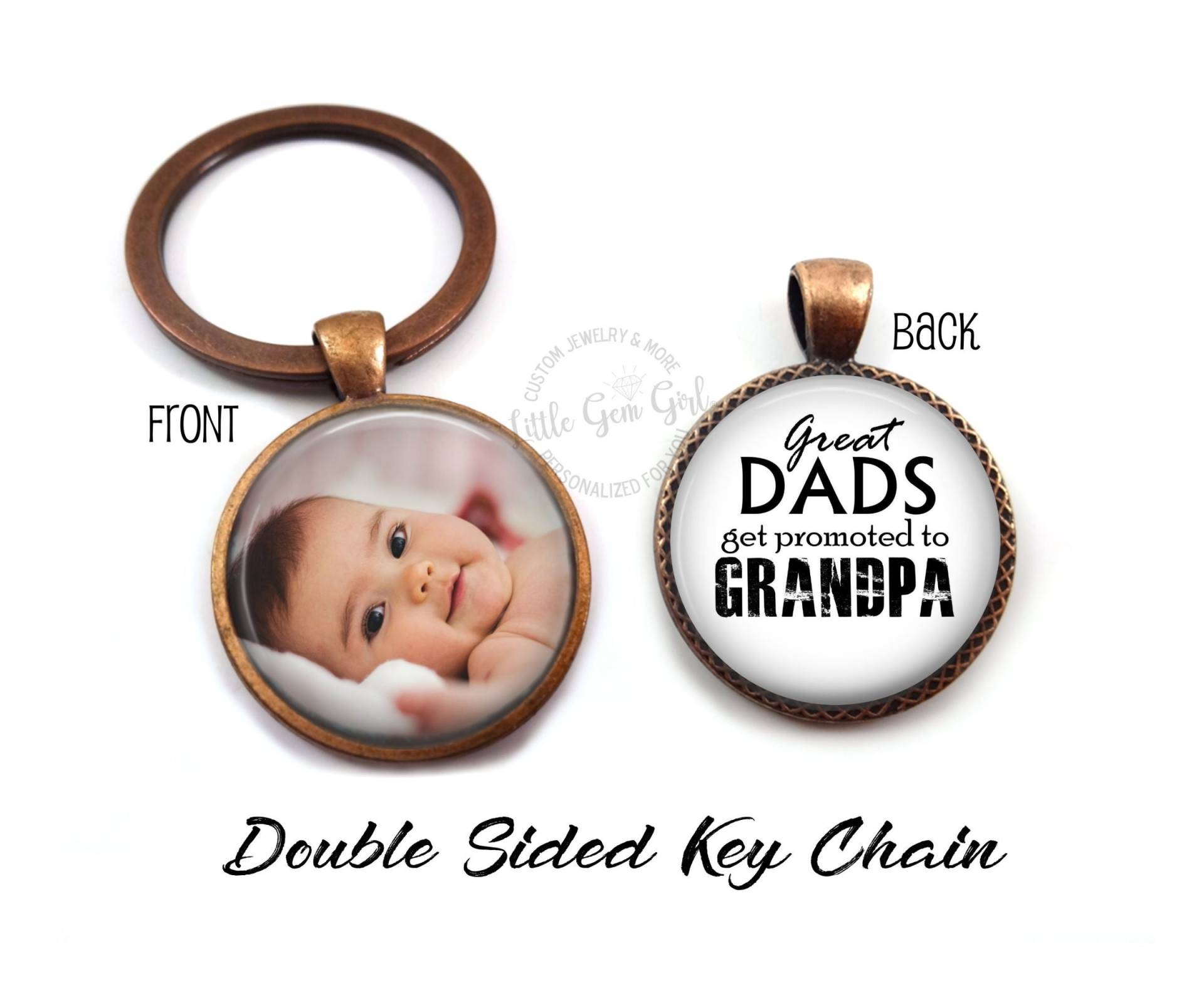 Personalisierter Schlüsselanhänger Für Tolle Väter, Die Zum Opa Befördert Werden - Personalisierter Doppelseitiger Foto-Schlüsselanhänger von LittleGemGirl