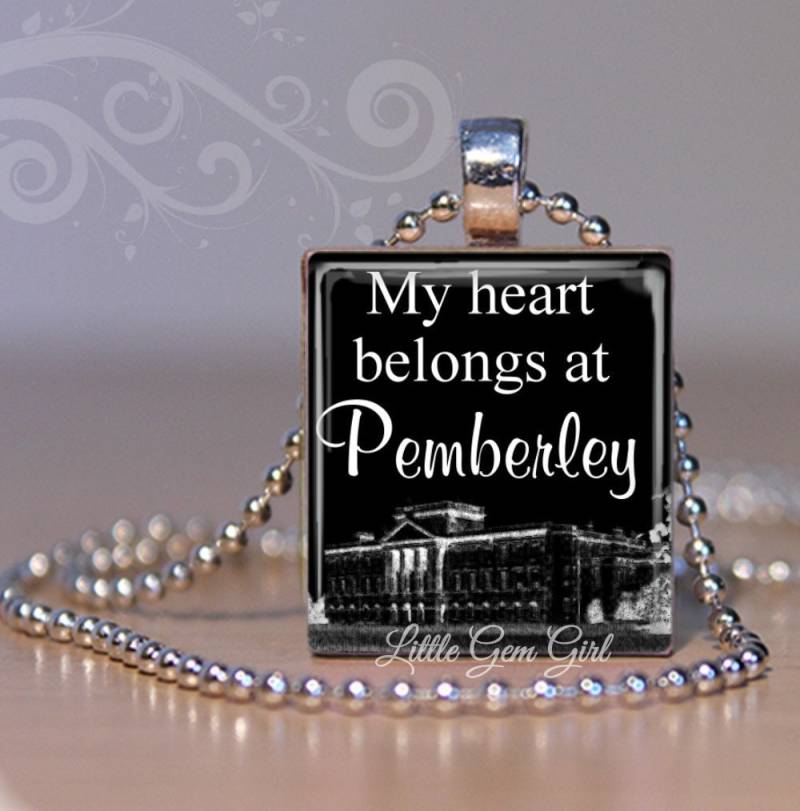 stolz Und Vorurteil Halskette Charm - My Heart Belongs At Pemberley Mr Darcy Jane Austen Buch Zitat Scrabble Tile von LittleGemGirl