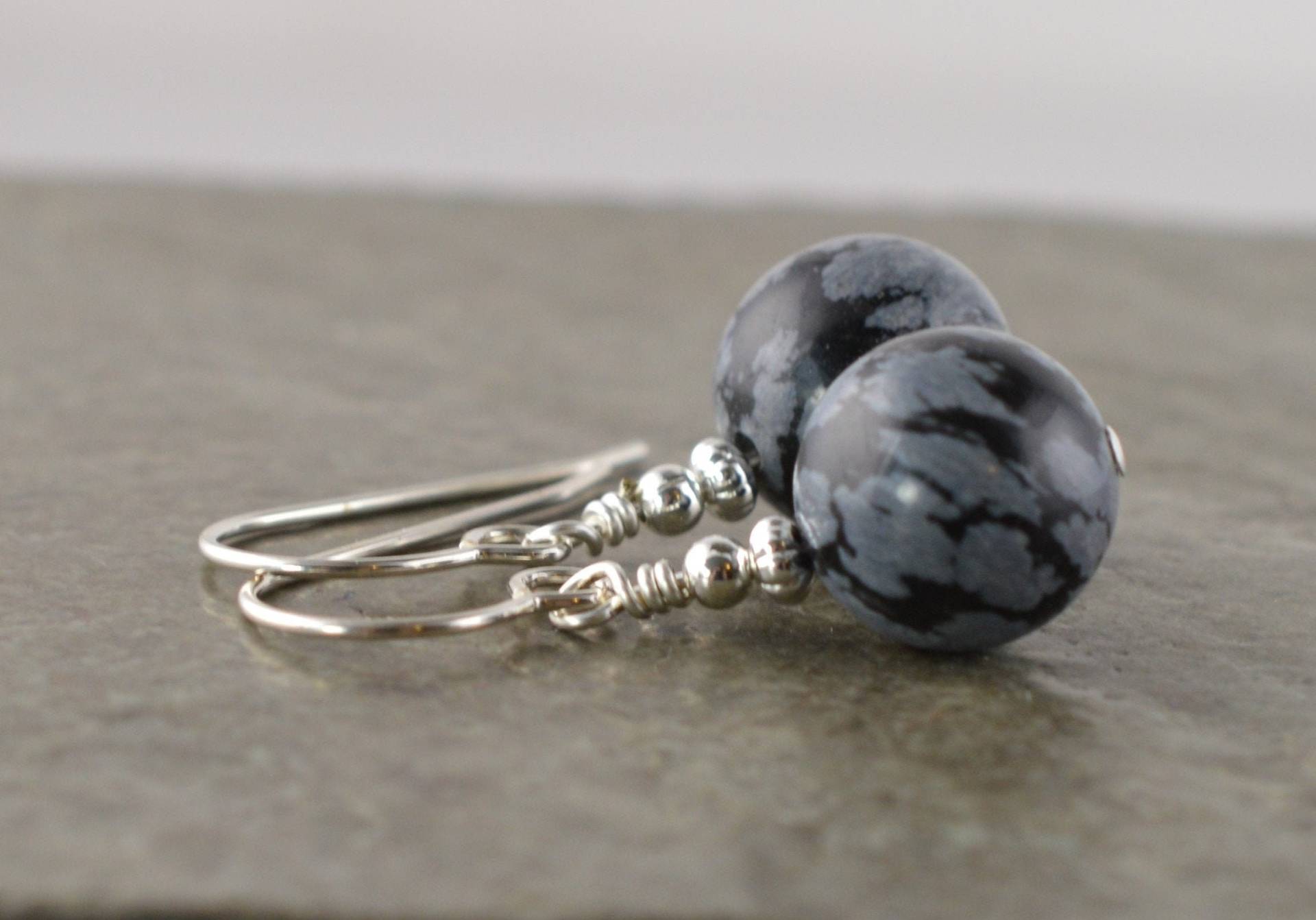 Große 10mm Schneeflocke Obsidian Edelstein & Sterling Silber Tropfen Ohrringe Mit Geschenk-Box - Lg4 Große 10mm Schneeflocke Obsidian Edelstein & Sterling Silber Tropfen Ohrringe Mit Geschenk-Box - Lg4 von LittleGemJewel