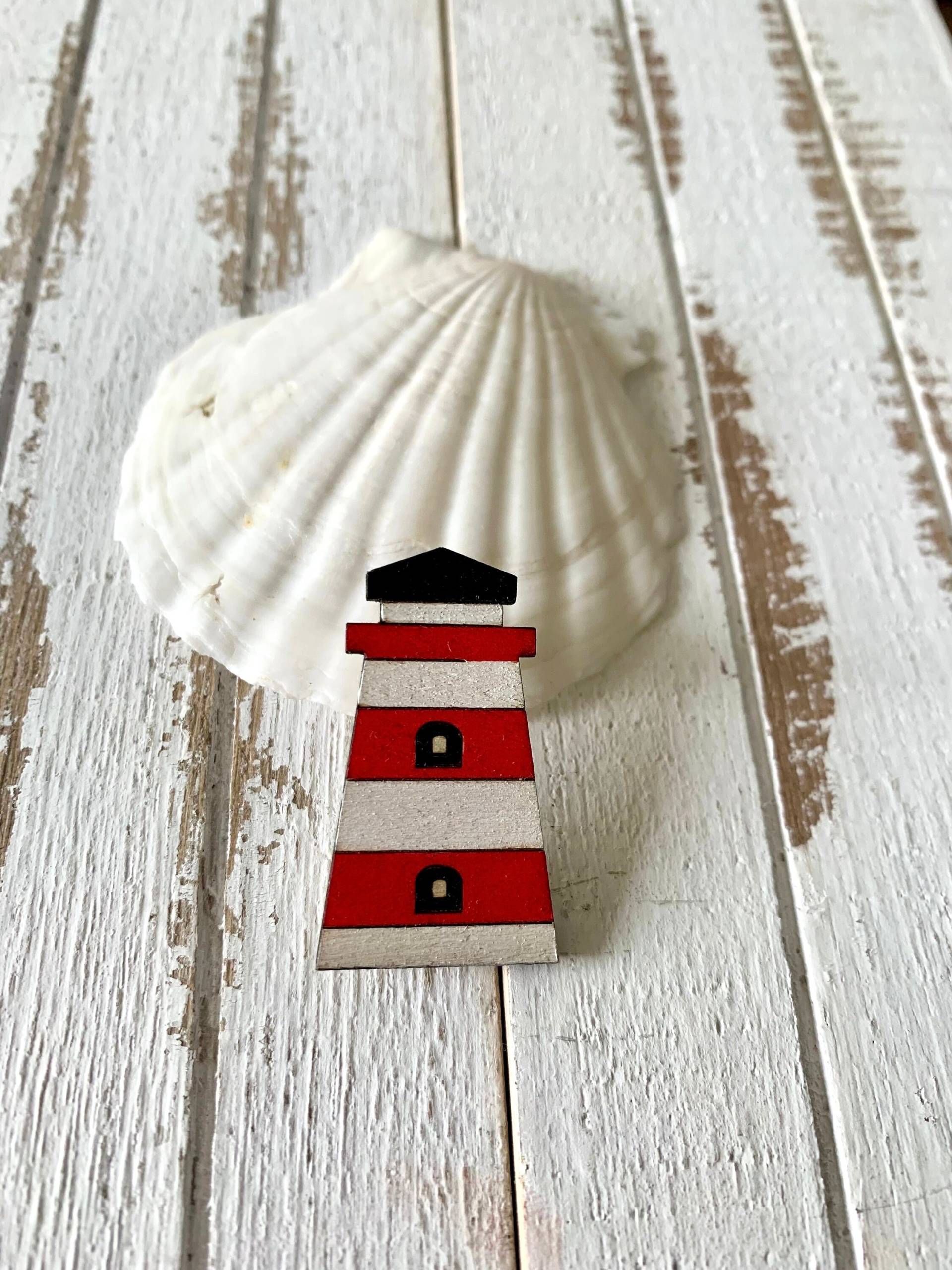 Leuchtturm Brosche Aus Holz Schmuck Maritimer Leuchtturm Brosche Aus Holz Schmuck Maritimer von LittleHamburgLab