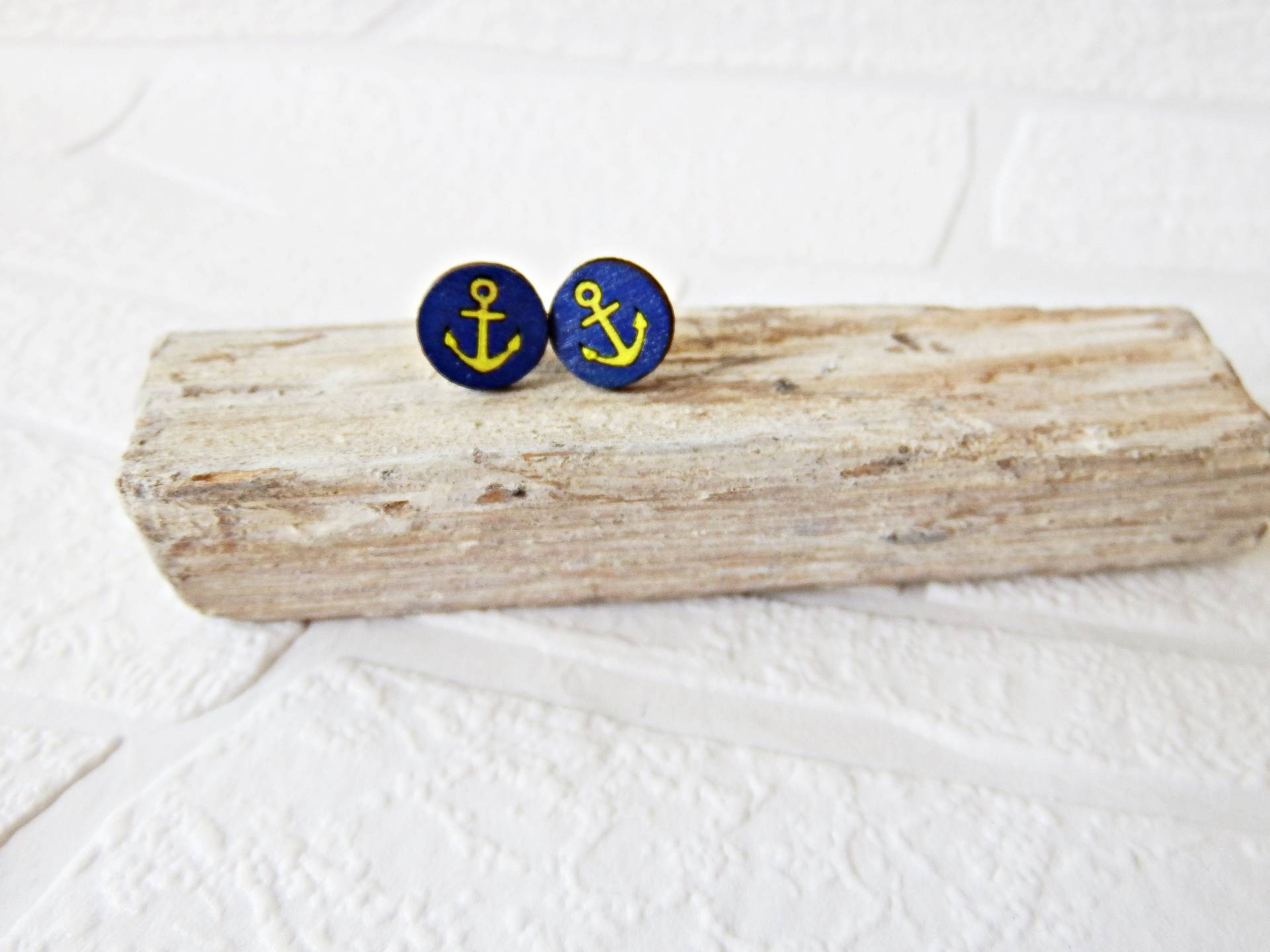 Anker Ohrstecker Aus Holz Maritime Ohrringe Ankerschmuck Marineblau Anker Ohrstecker Aus Holz Maritime Ohrringe Ankerschmuck Marineblau von LittleHamburgLab