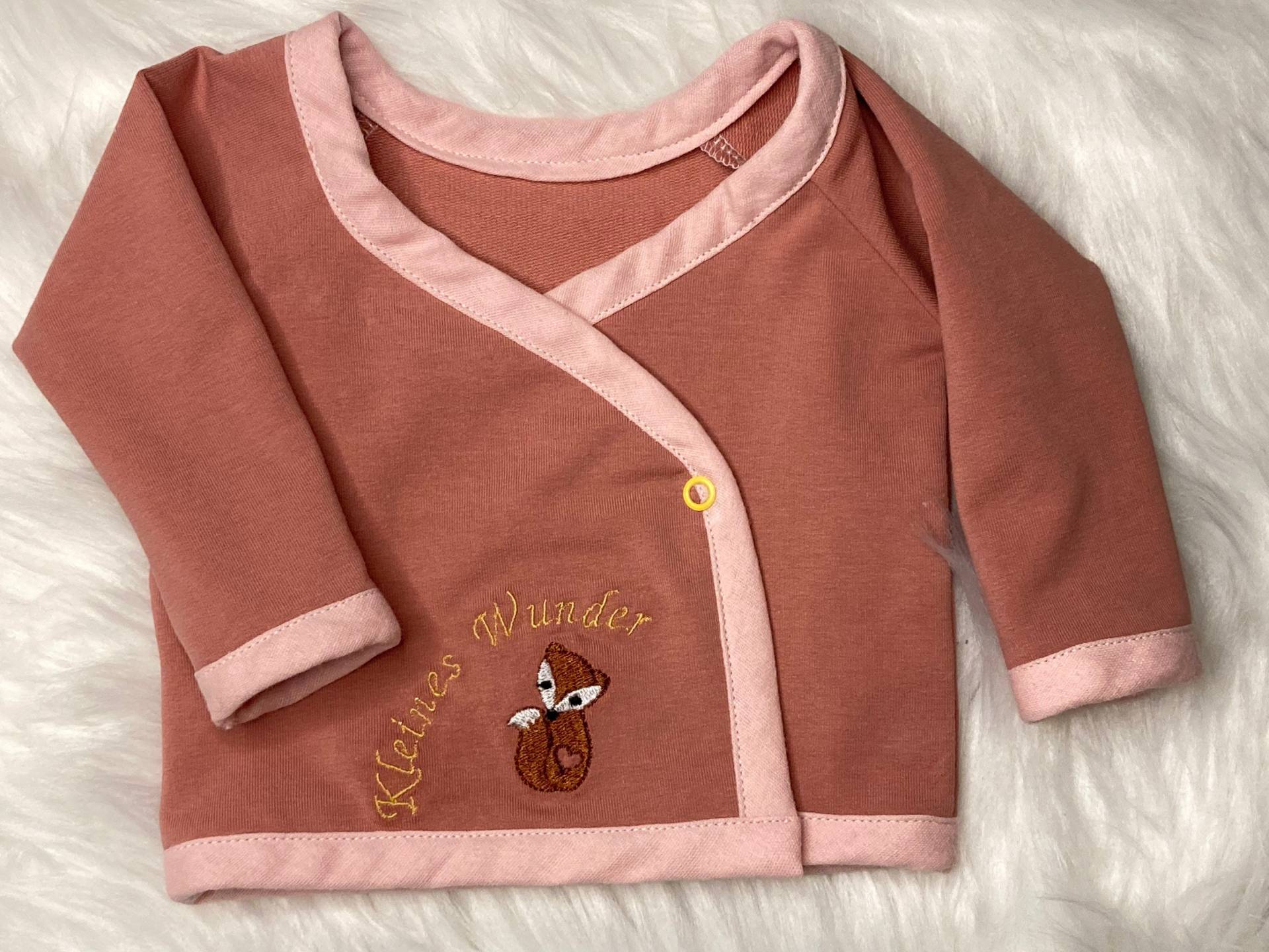 Wickeljacke Rosa "Kleines Wunder" Mit Fuchs-stickerei von LittleHopVonKristin