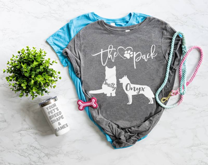 The Pack Shirt Mit Den Namen Ihrer Haustiere - Hunde- Und Katzenmutter Haustier-Mama Pelzmama Ihre Rasse Der Name Ihres Hundes Katze von LittleHuskyShop