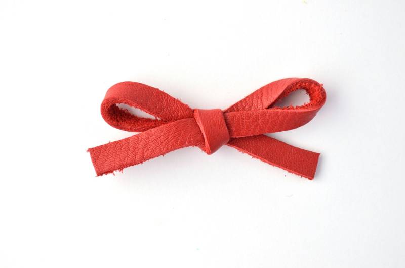 Rote Große Leder Bow Clip Liebenswert Foto Prop Für Neugeborene Mädchen Kind Erwachsene Sommer Headwrap Ziemlich Rote Große Leder Bow Clip Liebenswert Foto Prop Für Neugeborene Mädchen Kind Erwachsene Sommer Headwrap Ziemlich von LittleKateDesigns
