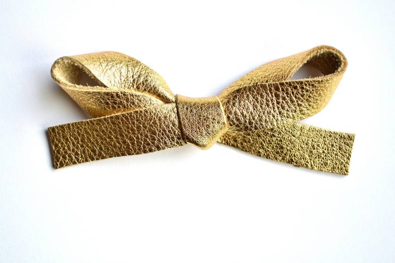 Übergroße Gold Metallic-Leder Schleife Clip Adorable Foto Prop Für Neugeborene Mädchen Kind Erwachsene Sommer Headwrap Hübsche von LittleKateDesigns