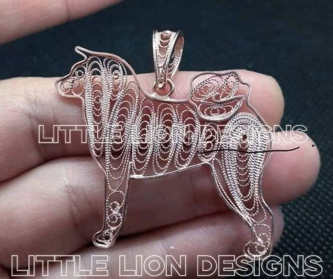 Akita Sterling Silber Brosche Oder Anhänger | Stichworte Halskette Hundebrosche Filigraner Kunstschmuck/ von LittleLionDesignsMK