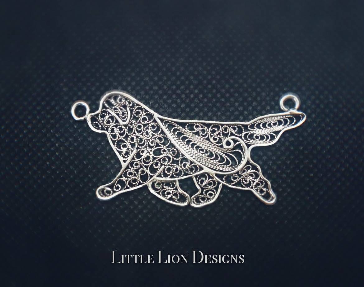 Newfie Neufundländer Traben Sterling Silber Anhänger Pin Geschenk Filligree von LittleLionDesignsMK