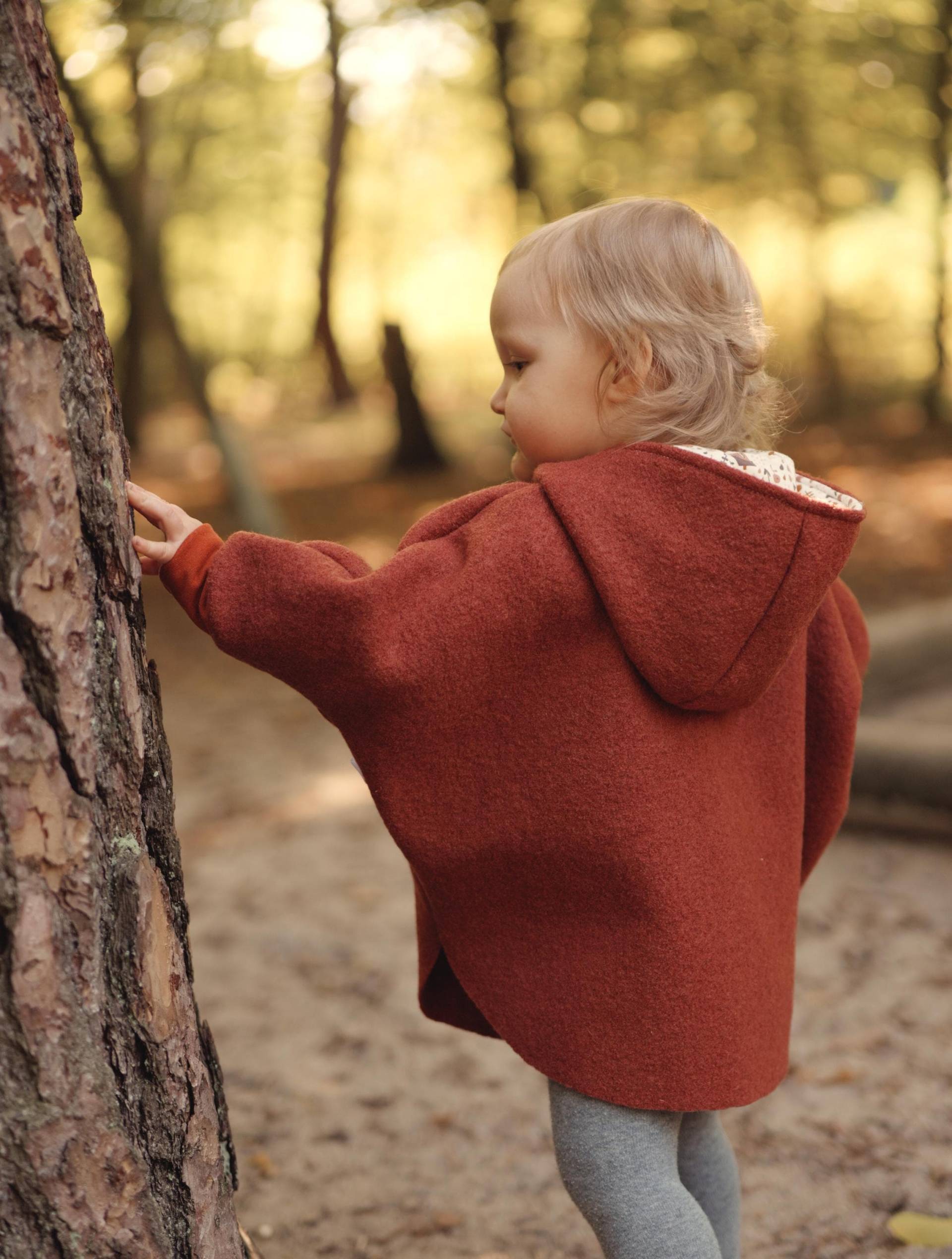 Versandfertig Gr.74/80 Walk Poncho Kinder, Rostbraun, Wasserabweisend, Mitwachsend, Unisex, Schurwolle, Wärmeregulierend, Oversize, Wollwalk von LittleLory