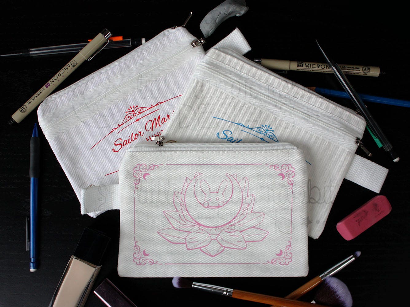 Guardian Emblem Stiftetasche - Zwei Taschen von LittleLunarRabbit