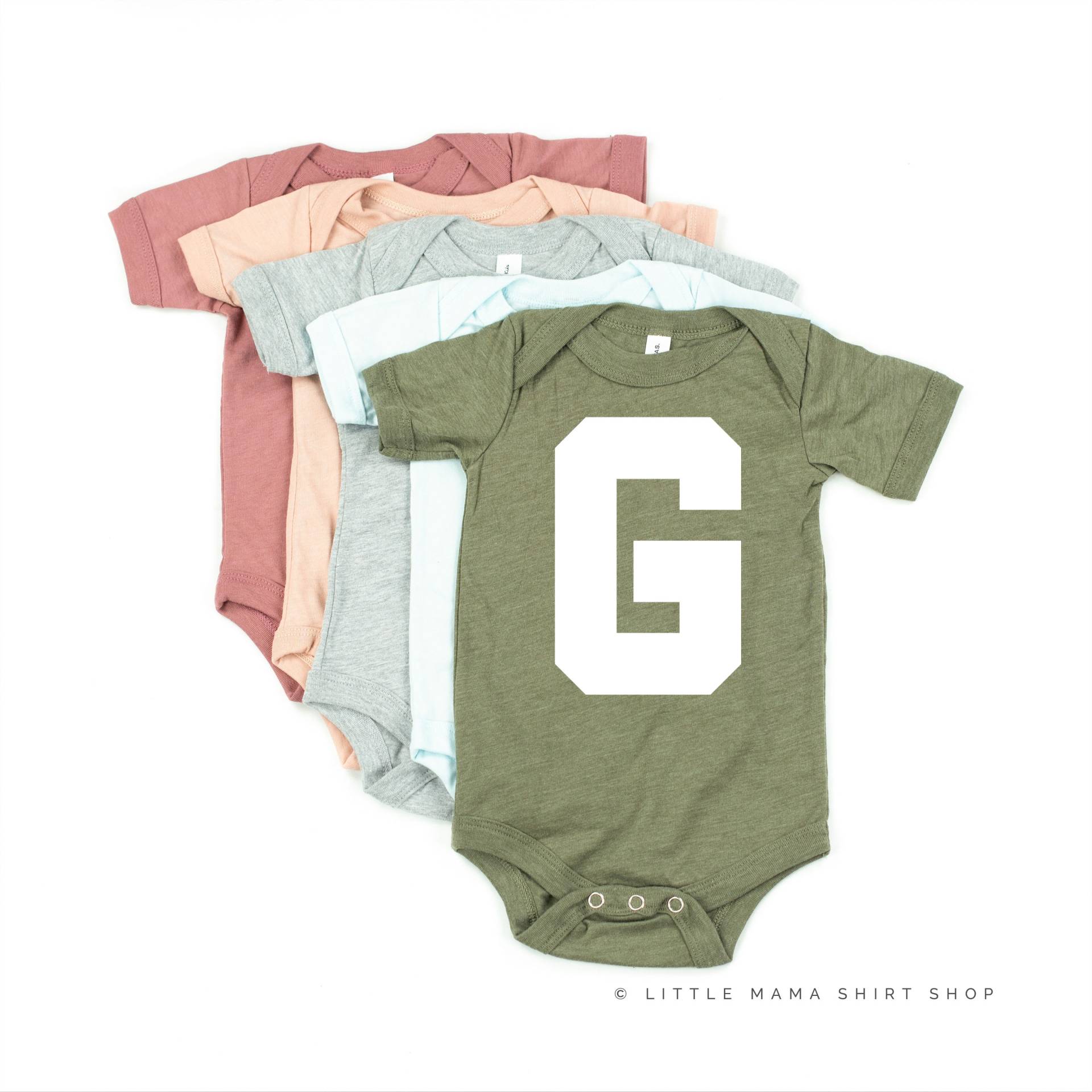 Varsity Initial "G" - Kurzarm Kinderhemd | Zurück in Die Schule Schulhemden Kid Graphic Tees Shirts Für Kinder Back To School von LittleMamaShirtShop