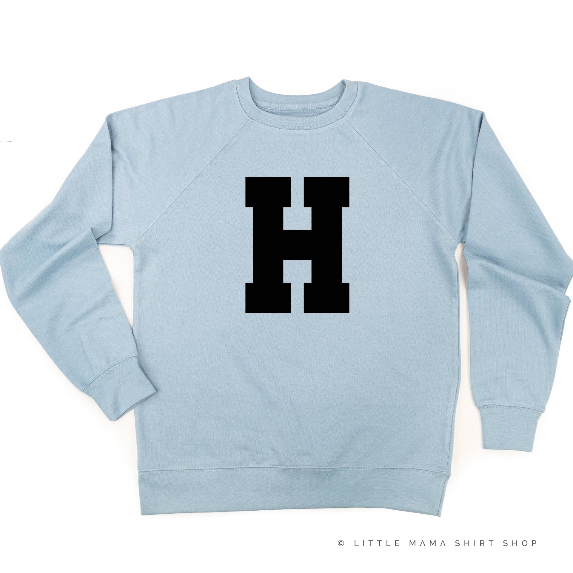 Varsity Initial "H" - Leichter Pullover | Mom Graphic Tees Mama Shirts Shirt Mutterschaft Positivity von LittleMamaShirtShop
