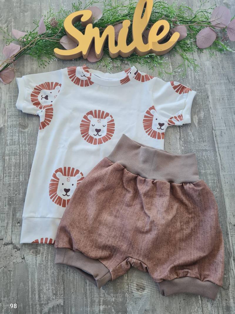 Sommerset Größe 98 Löwe Jungen Jersey Kinderset Kurze Pumphose Kurzarmshirt von LittleMilea