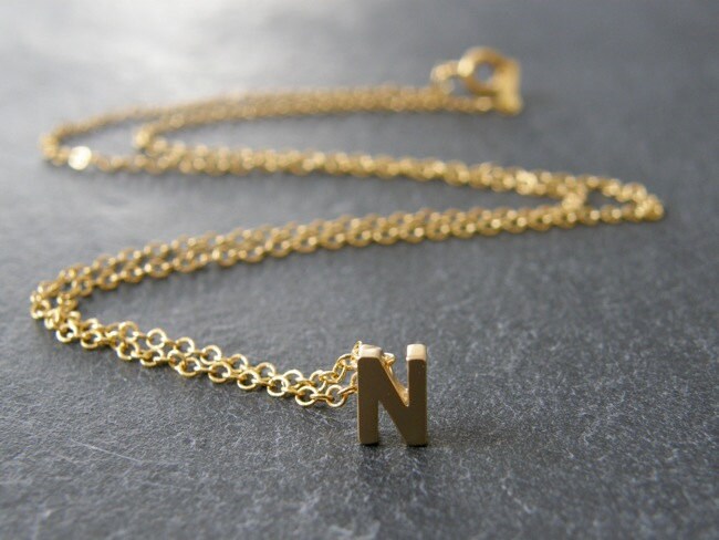 Personalisierte Initiale Buchstabe Gold Halskette, Schlicht, Modern, Alltag, Freund Geschenk Personalisierte Initiale Buchstabe Gold Halskette, Schlicht, Modern, Alltag, Freund Geschenk von LittleMissJDesigns