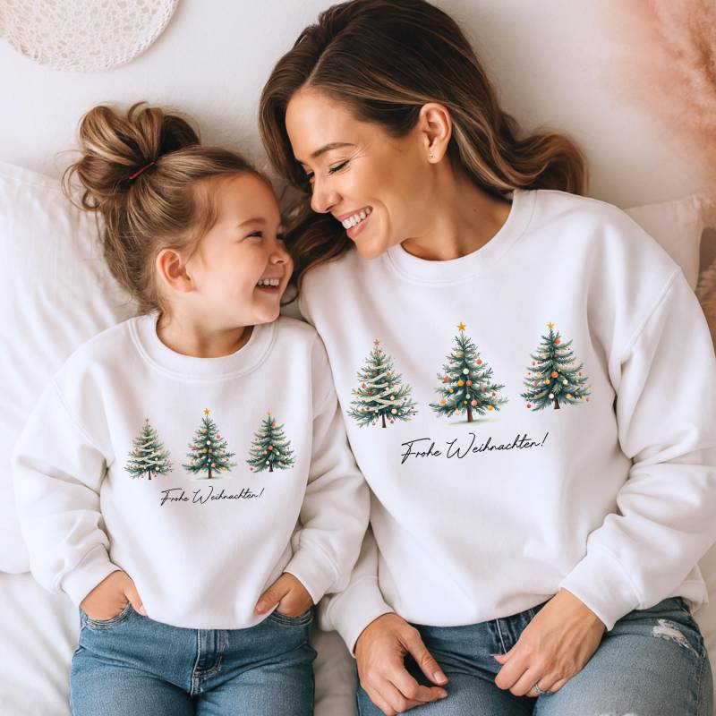 Weihnachtspullover Partnerlook-Christmas Sweatshirt Mit Tannenbäumen, Kuschelig, Winter Outfit.geschenk Zu Weihnachten.kinder Weihnachts Pulli von LittleMonkeyShopDE
