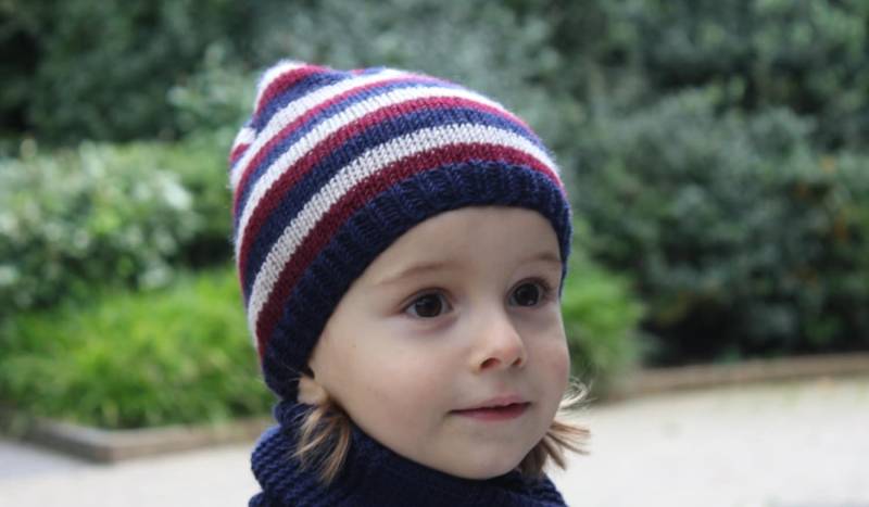 Reine Merino Wolle Streifen Mütze Für Babys, Kleinkinder, Kinder & Erwachsene in Navy Blau/Burgund Und Natur Pink, Handgestrickt, Geschenk von LittleNaturalKnits