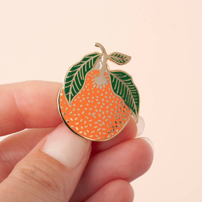 Clementine Emaille Pin | Anstecknadel Hard Anstecker Zitrus Orange Blatt Kleine Paisley Designs von LittlePaisleyDesigns