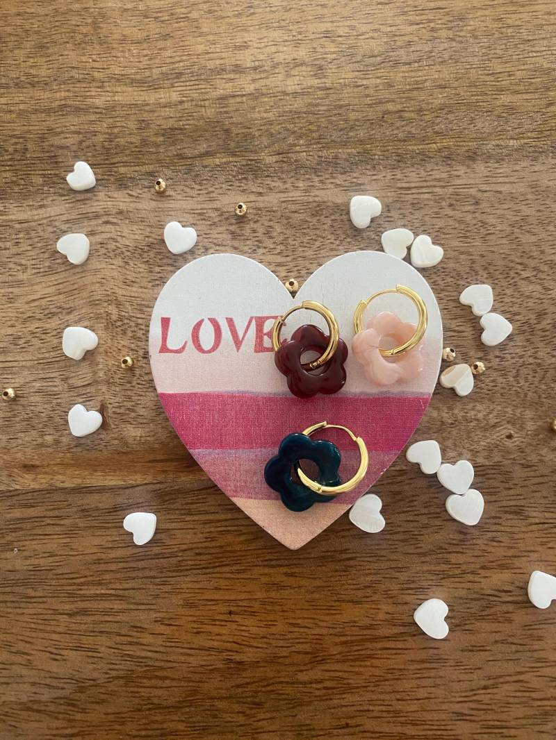 Creolen Mit Blumenanhänger von LittlePearlsbyPia