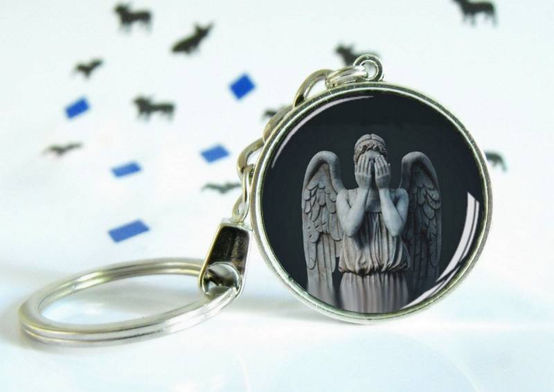 Don't Blink - Dr. Who Schlüsselanhänger Glas Cabochon Timelord Geek Geschenk Tv-Serie Engelsstatue von LittlePopBoutique