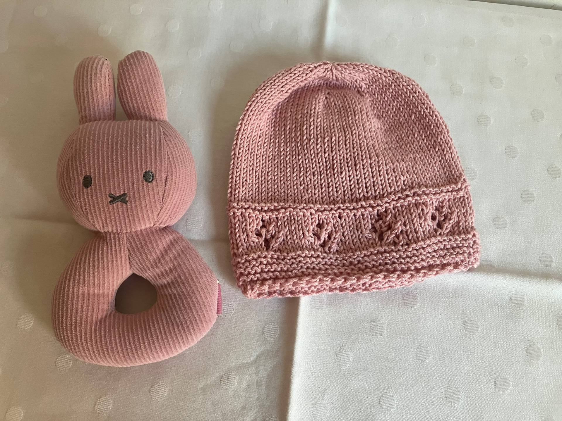 Handmade Cotton Hat For Girls 0-3 Months von LittlePrinceByLucy