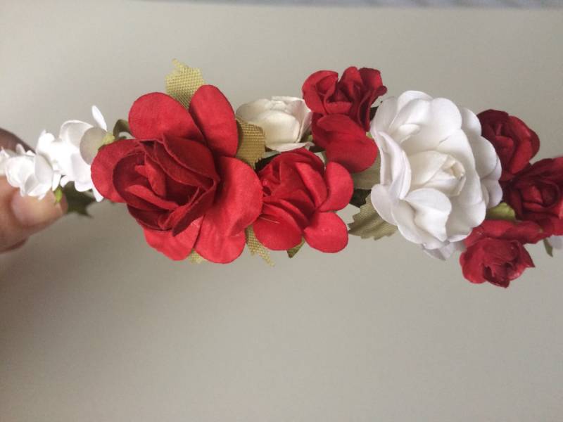 Rote Rose Blumenkrone Brauthaarband Zum Valentinstag von LittlePrincessCrown