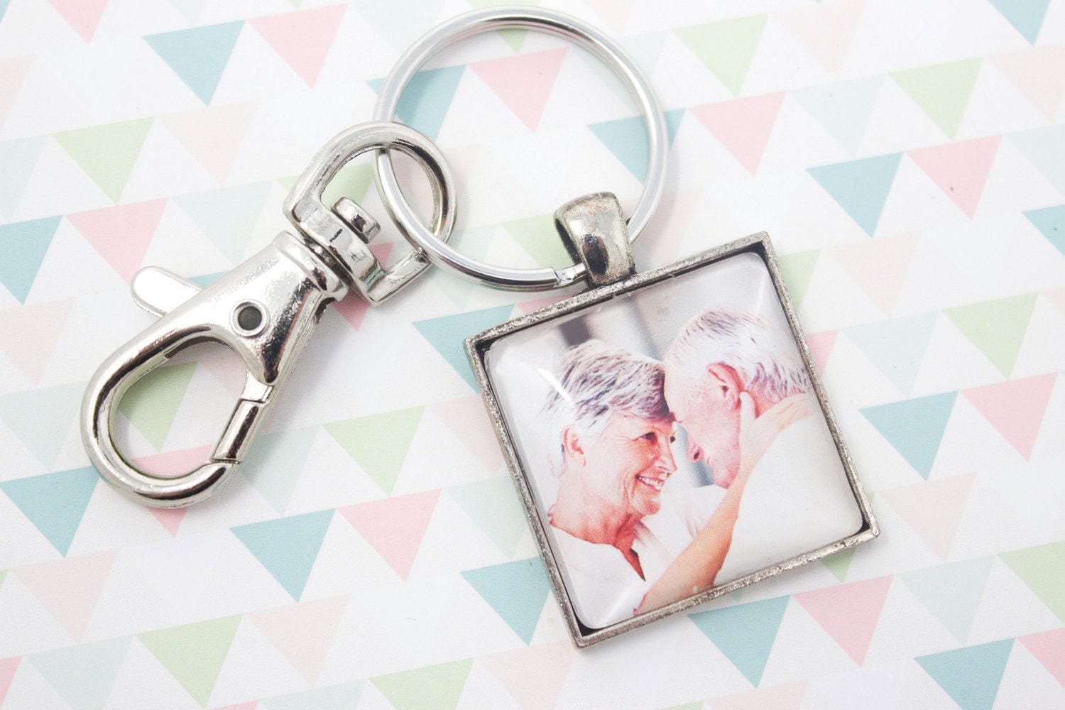 Personalisierter Foto Schlüsselanhänger - Silber Schlüsselbund Personalisierte Schlüsselkette Schlüsselring Bild 25 Mm/1 in Quadrat Personalisierter Foto Schlüsselanhänger - Silber Schlüsselbund Personalisierte Schlüsselkette Schlüsselring Bild 25 Mm/1 in Quadrat von LittlePurpleCrab