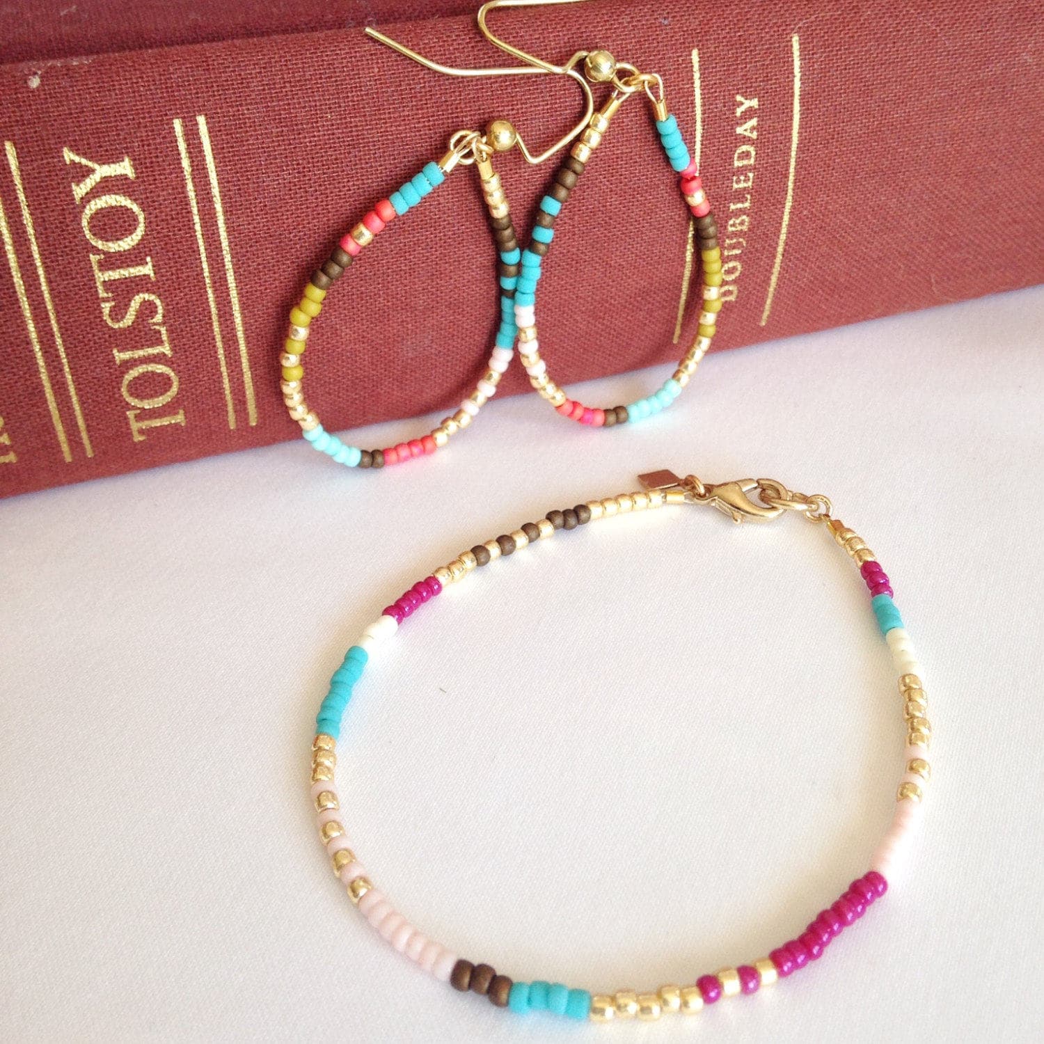 Perlen Creolen Boho Chic Samen Armband von LittleRabbitJewelry