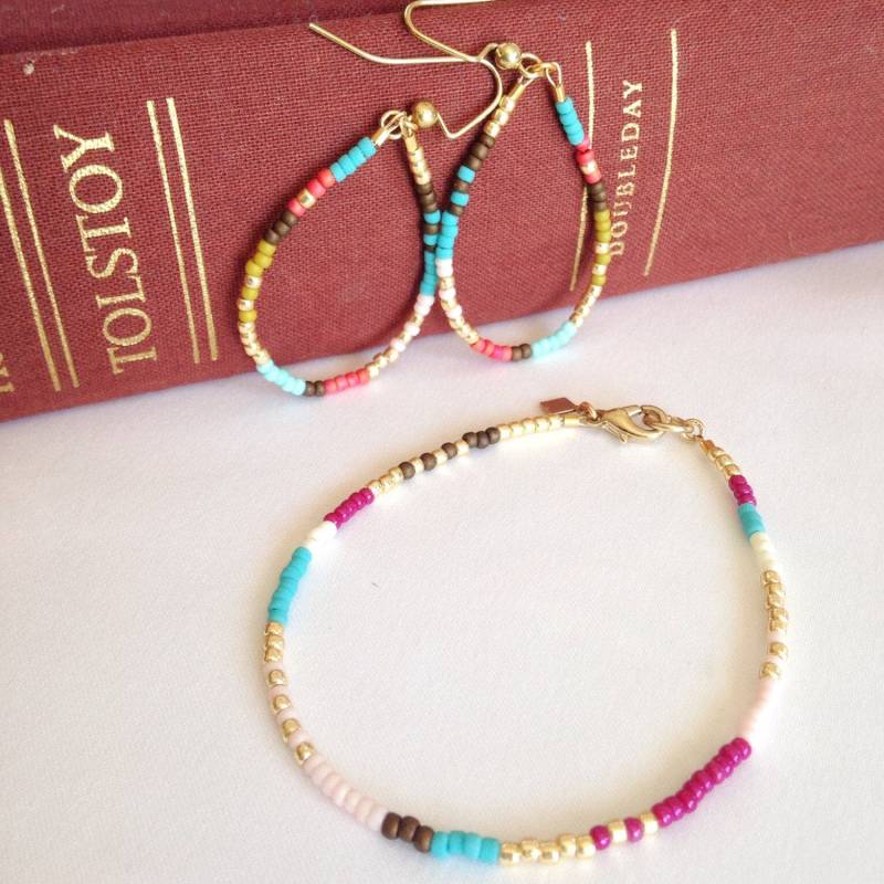 Perlen Creolen Boho Chic Samen Armband Perlen Creolen Boho Chic Samen Armband von LittleRabbitJewelry