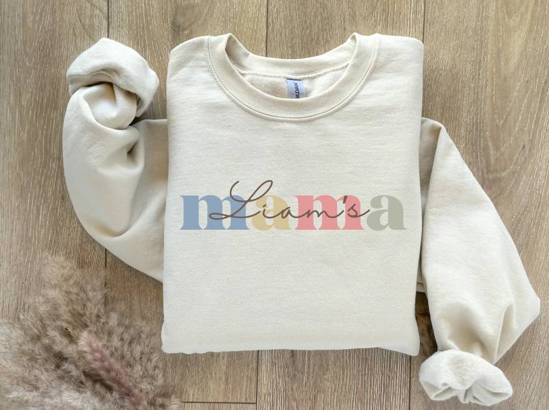 Custom Mom Sweatshirt, Mama Sweater, Crewneck, , Customized Valentines Day Our First Mothers Day, New Gift von LittleRioDesigns