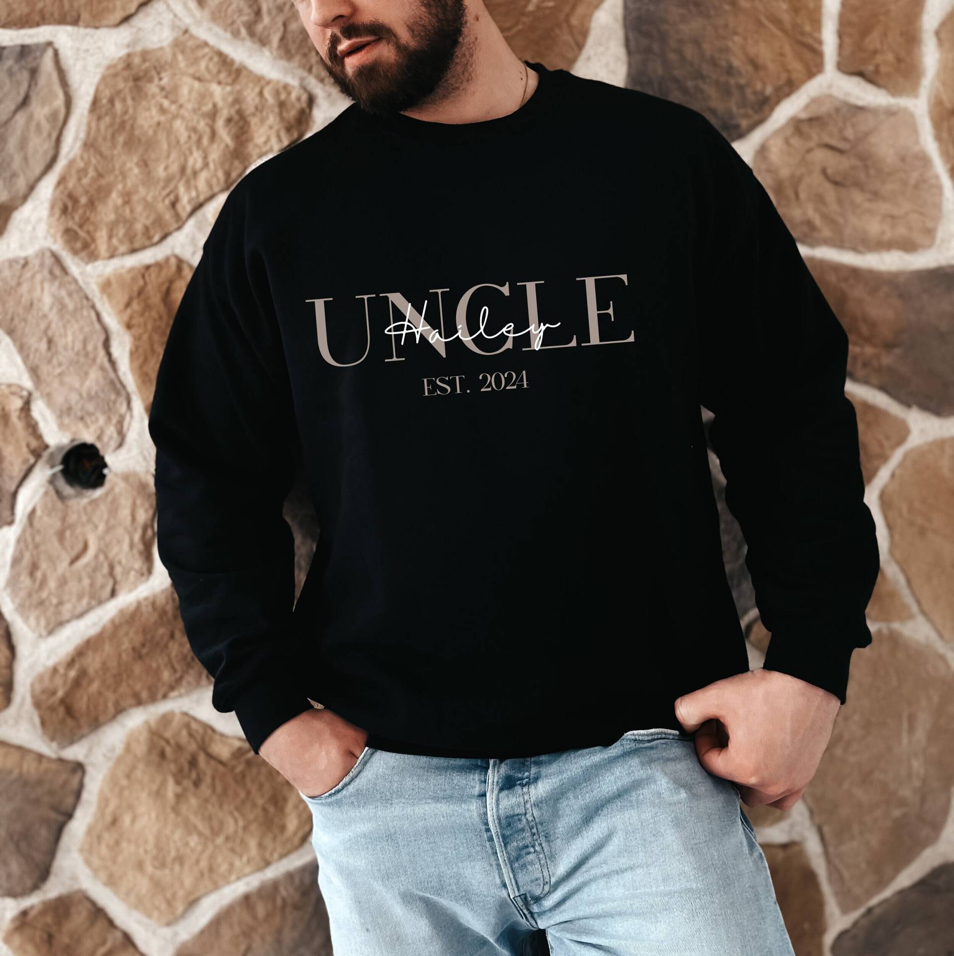 Custom Uncle Est 2024 Sweatshirt, Sweater, Personalized Gift, Customized Gift von LittleRioDesigns