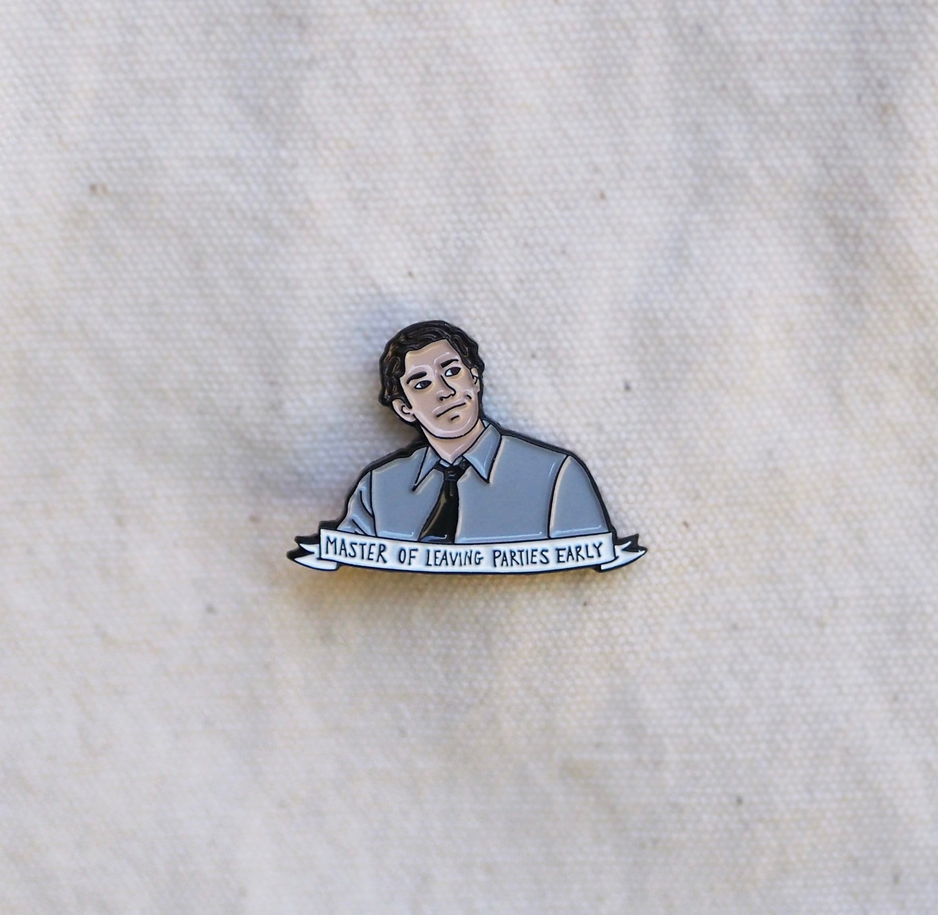 Jim Halpert "Master Of Leaving Parties Early" - Emaille Pin Jim Halpert "Master Of Leaving Parties Early" - Emaille Pin von LittleSeekerPins