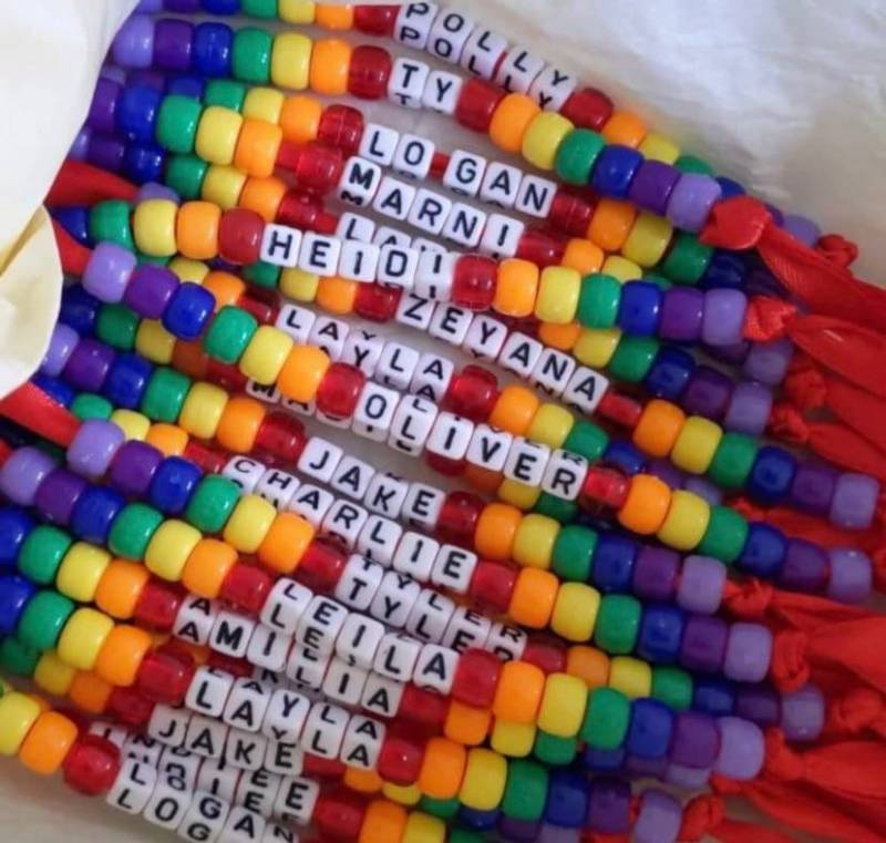 Personalisierter Perlen Taschenanhänger Regenbogen Name Schlüsselanhänger Personalisierter Perlen Taschenanhänger Regenbogen Name Schlüsselanhänger von LittleSewandSews1