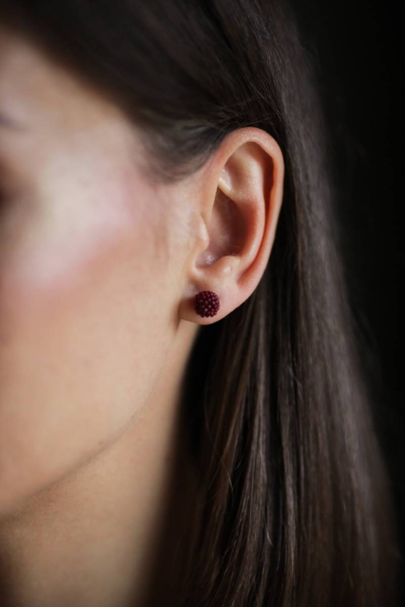 Kleine Rote Ohrstecker/Kleine Marsala Rocailles Silber Kleine Rote Ohrstecker/Kleine Marsala Rocailles Silber von LittleSiJewellery