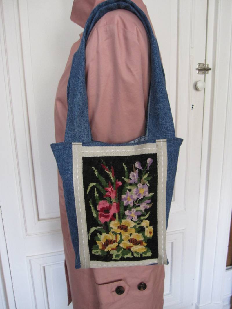 Handtasche Aus Canvas Und Recyceltem Denim Im Vintage-stil. Gobelin-Tasche von LittleTao
