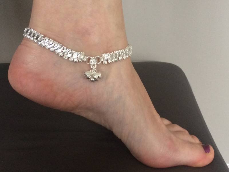 Kleine Blumen-Fußkette Aus Hellem Silbermetall | 19 von LittleTao
