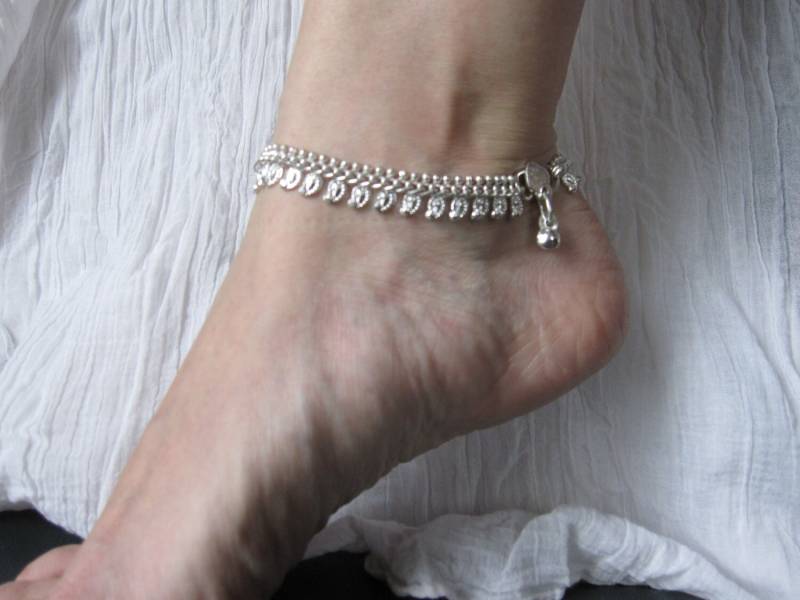 Silbernes Fußkettchen Mit Kleinen Federn 8 von LittleTao