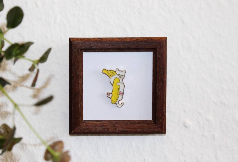 Banana Cat Metal Enamel Pin von LittleThingsGermany