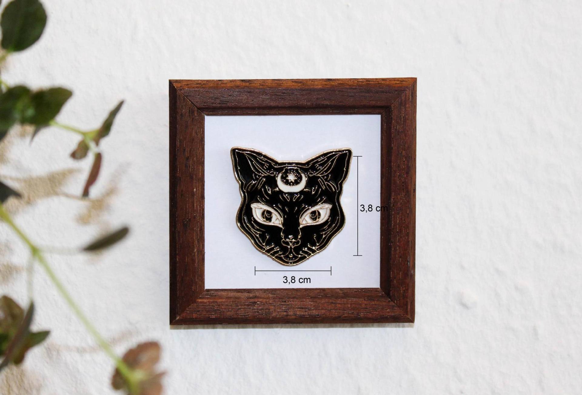 Mystical Cat Enamel Pin - Third Eye Feline Design von LittleThingsGermany