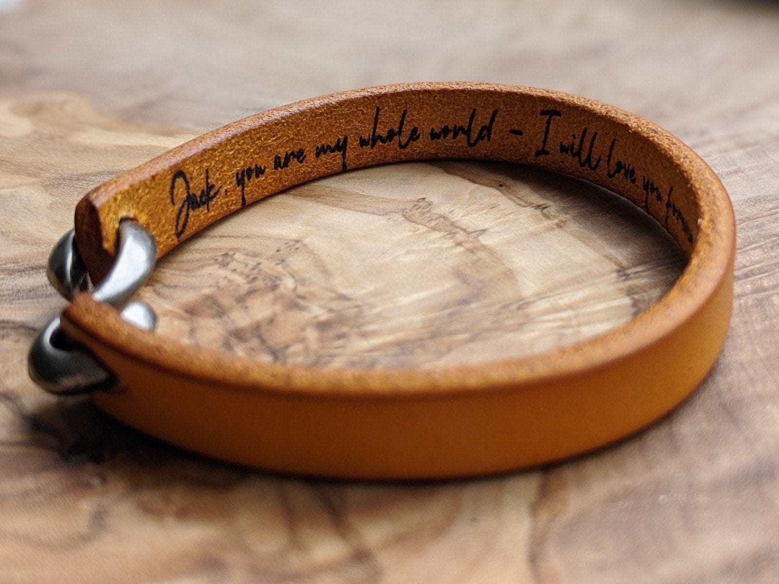 Geheime Nachricht Armband, Versteckte Nachricht, Personalisierte Echt Leder Geschenk Für Ihn, Sie, Freund Geheime Nachricht Armband, Versteckte Nachricht, Personalisierte Echt Leder Geschenk Für Ihn, Sie, Freund von LittleWoodpeckerUK