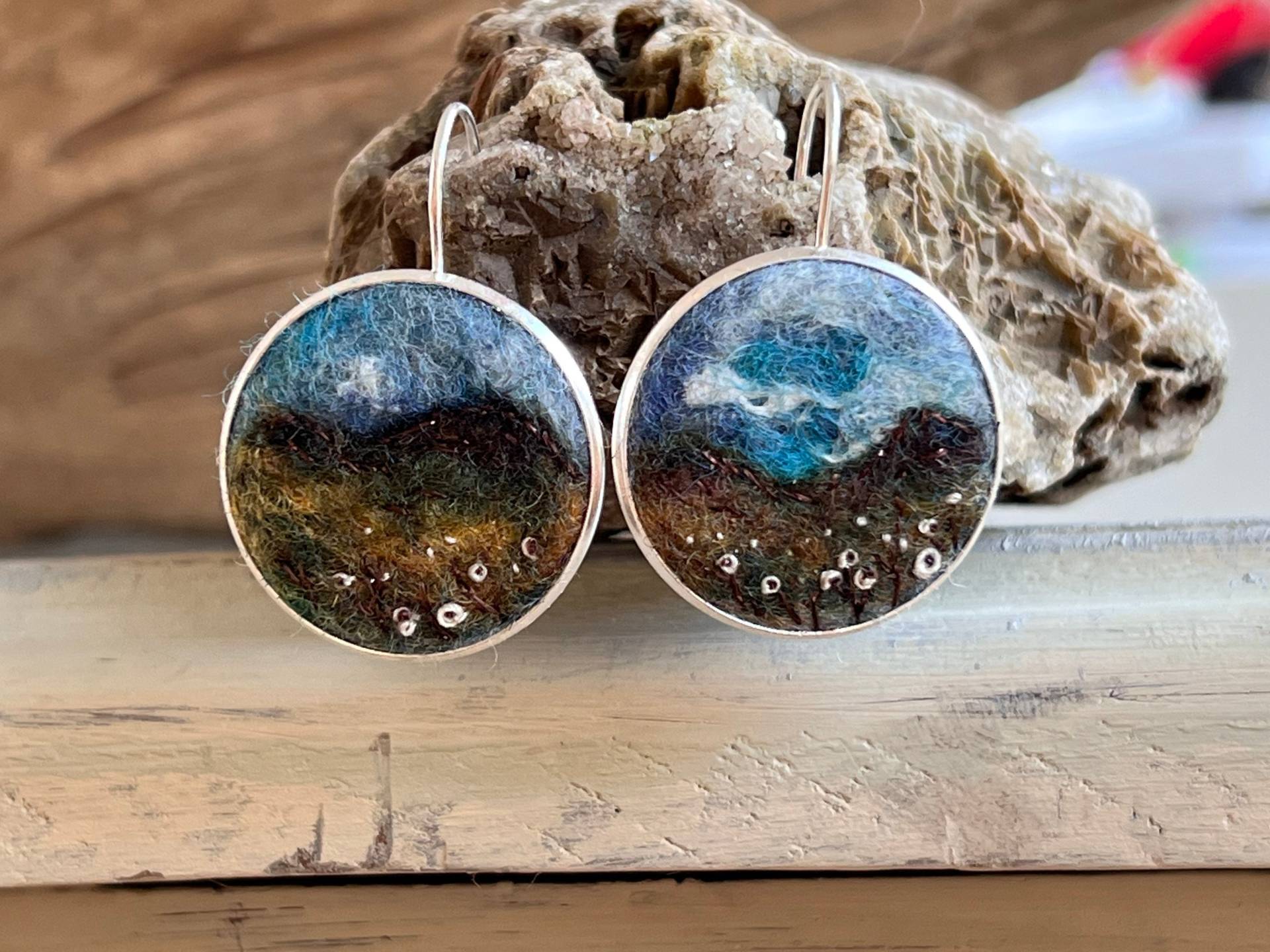 Silver Embroidery Earrings/Art Earrings/ Tactile Earrings/Felted Earrings/Special Gift Gift/For Her/ Jewellery/ Natural Motive Silver Embroidery Earrings/Art Earrings/ Tactile Earrings/Felted Earrings/Special Gift Gift/For Her/ Jewellery/ Natural Motive von LittleWoolMouse