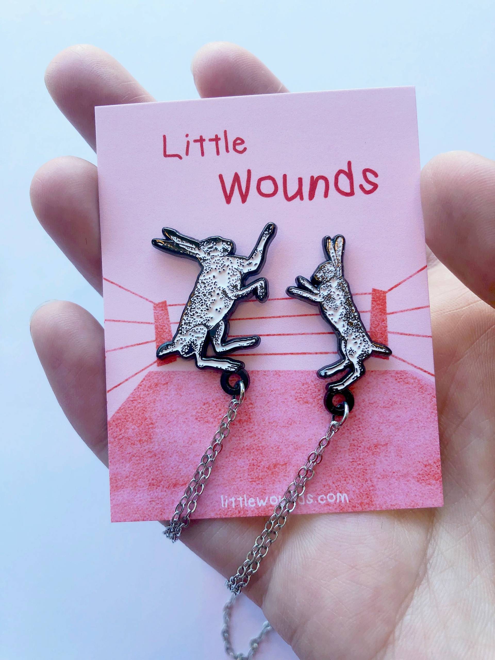 Boxen Hasen Kragen Pins Boxen Hasen Kragen Pins von LittleWoundsArt