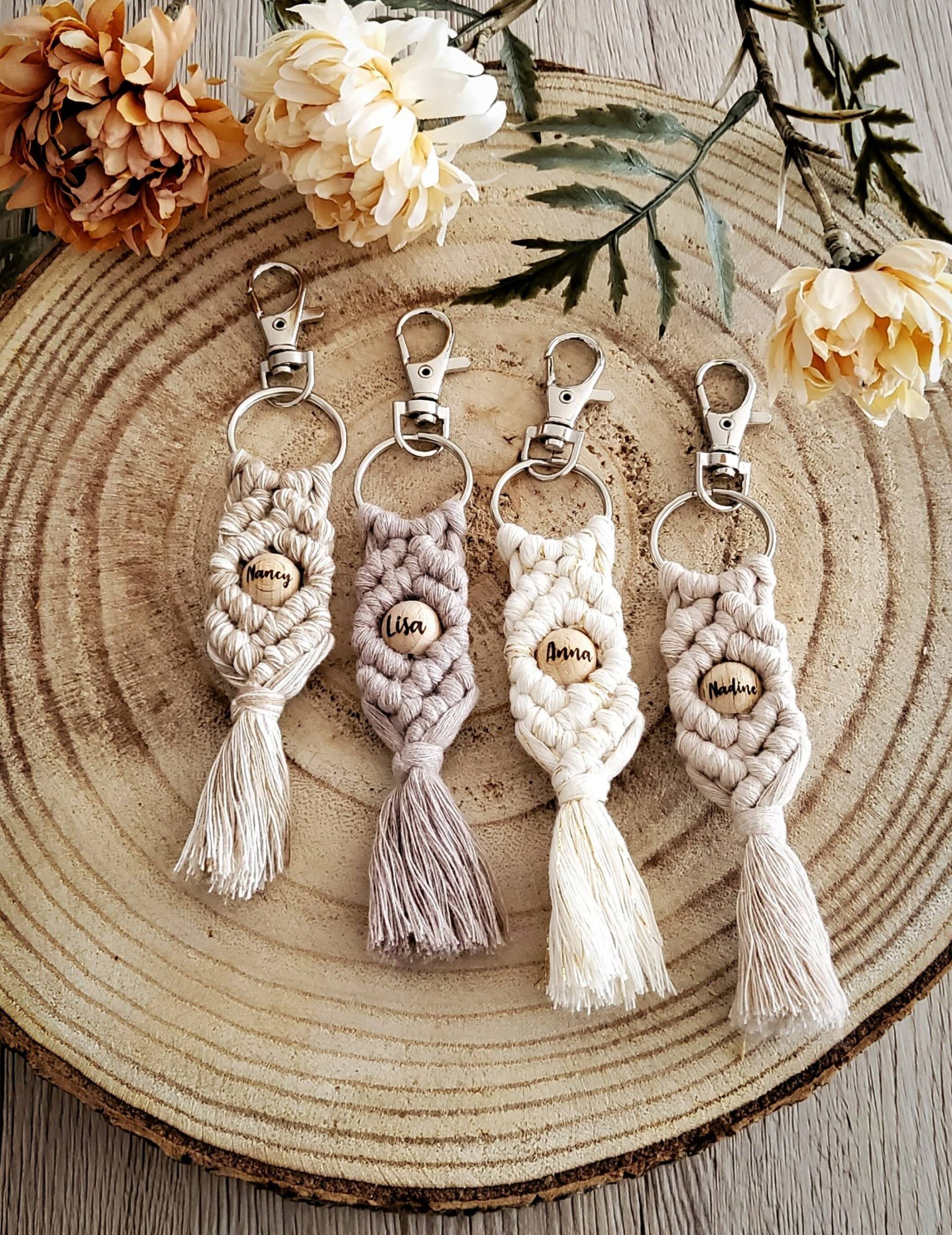 Makramee Schlüsselanhänger // Geschenkidee Boho Makramee Schlüsselanhänger // Geschenkidee Boho von Littledreambypeggy