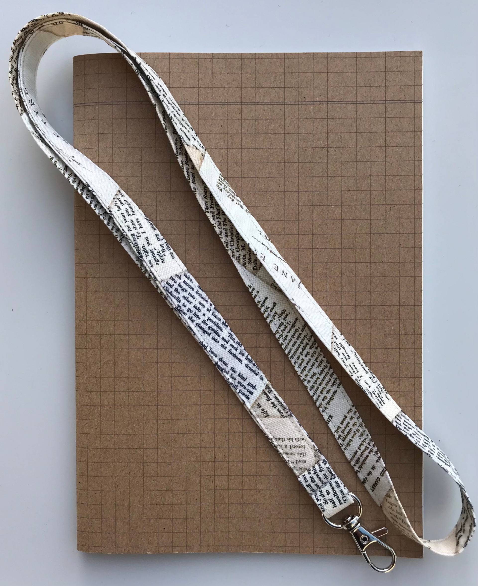 Dünnes Schlüsselband Aus Stoff Für Bibliothekarin/Buchliebhaber Lehrerin Dünnes Schlüsselband Aus Stoff Für Bibliothekarin/Buchliebhaber Lehrerin von LittlehmakesShop
