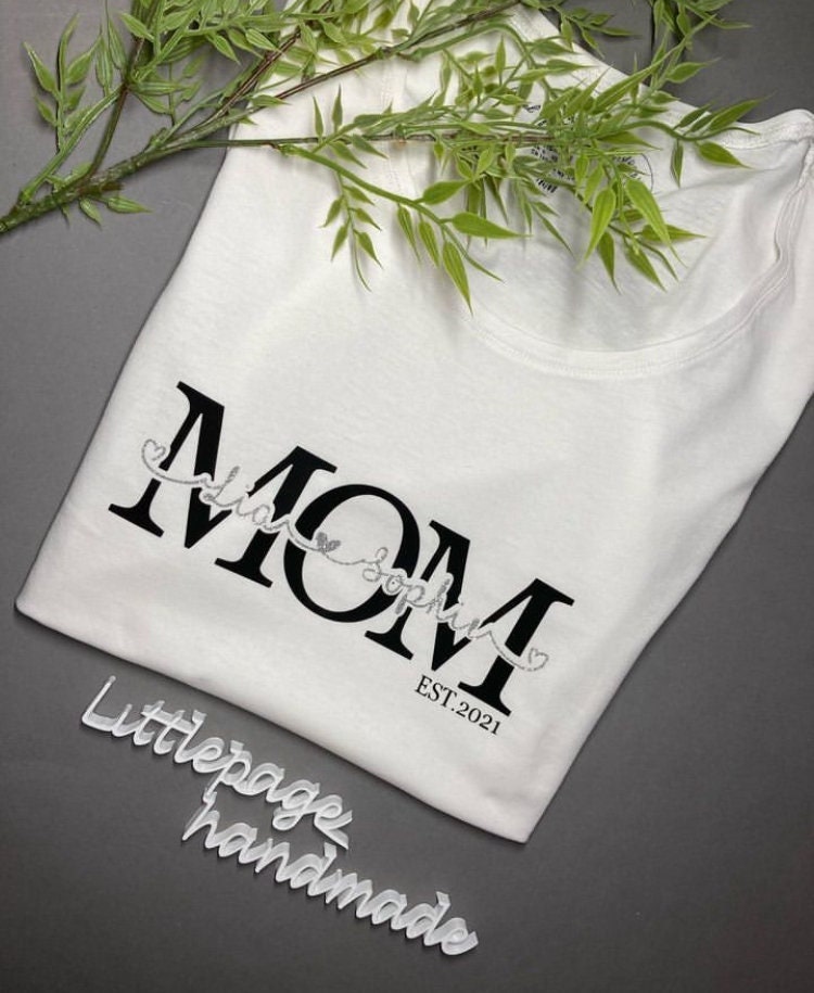 Personalisiertes Mom Shirt Personalisiertes Mom Shirt von LittlepageHandmade