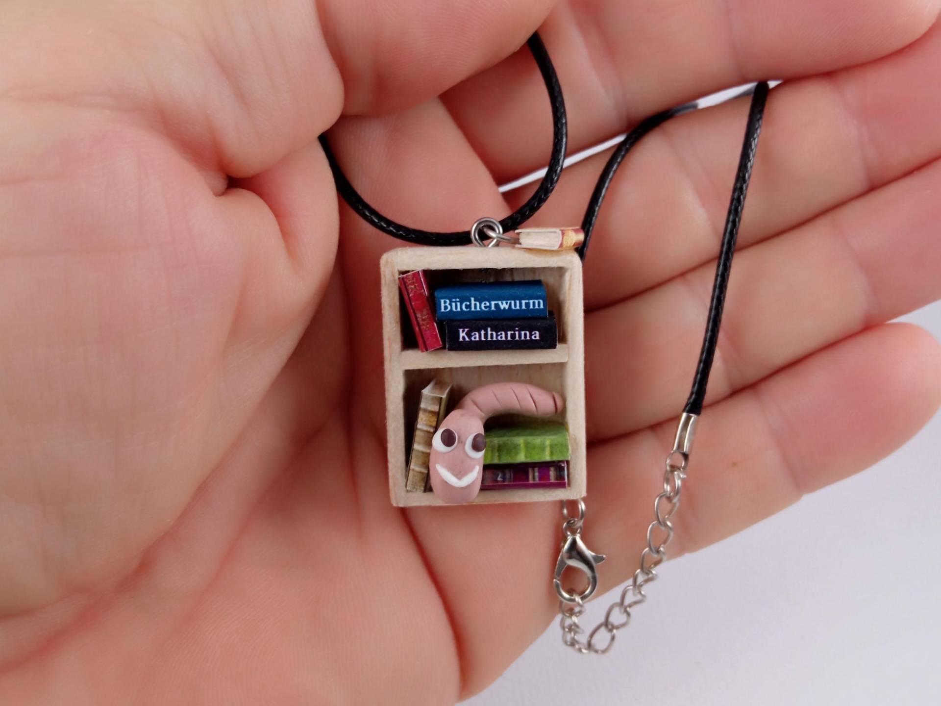 Halskette "Bücherwurm Personalisiert"/Bibliophiler Schmuck/Halskette Bücherfreund/Leseratte Geschenk/ Personalisierter Schmuck/Leserschmuck von LittletreasuresDE
