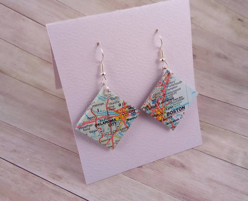 Upcycling Ohrringe Varianten "Map"/ Landkarten Recycling Schmuck/ Map/ Papierkunst/ Globetrotter/ Traveler Wandern Geschenk/ von LittletreasuresDE