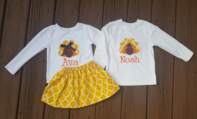 Bruder Und Schwester Thanksgiving Outfit, Senf Quatrefoil Rock Mit Türkei Applikation Shirt, Familienbilder, Kleidung, Ernte Bruder Und Schwester Thanksgiving Outfit, Senf Quatrefoil Rock Mit Türkei Applikation Shirt, Familienbilder, Kleidung, Ernte von Livanni