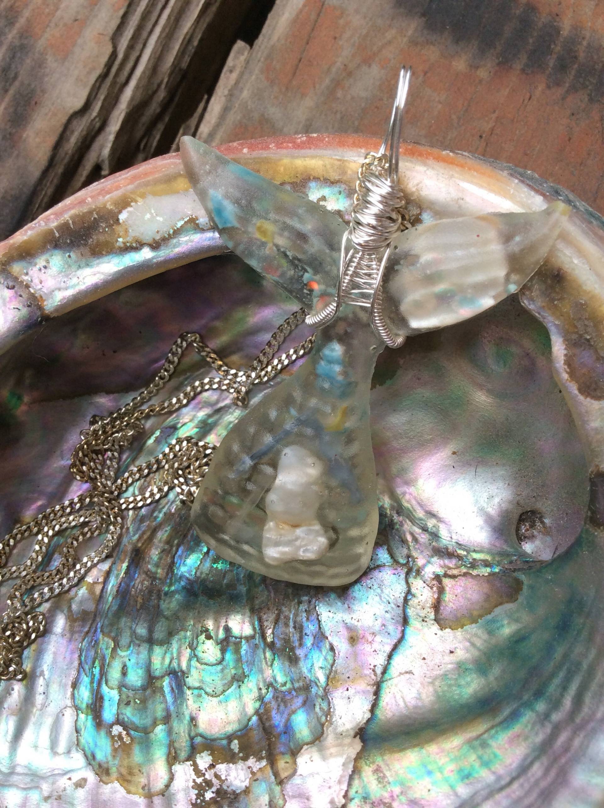 Abalone N Kristall Meerjungfrau Fin Abalone N Kristall Meerjungfrau Fin von LiveLoveCrystalShop