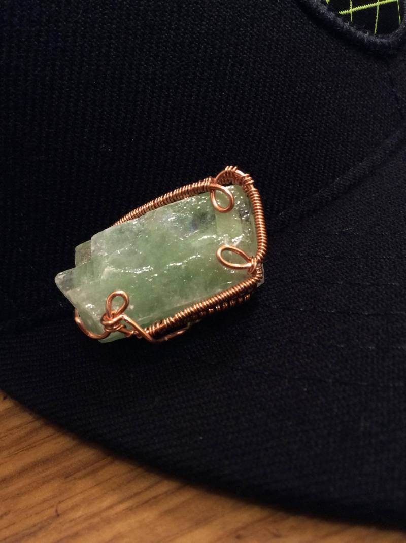 Calcit N Kupfer Hutnadel Calcit N Kupfer Hutnadel von LiveLoveCrystalShop