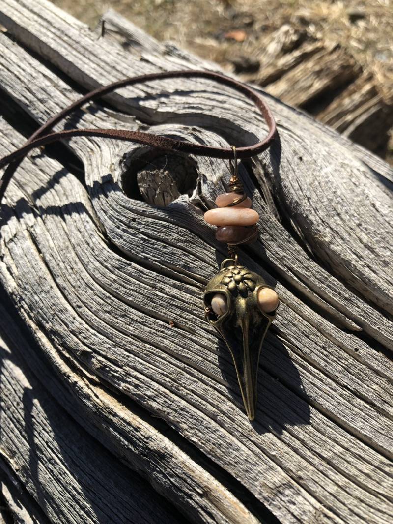 Messing Vogelschädel N Sonnenstein Rock Stack Messing Vogelschädel N Sonnenstein Rock Stack von LiveLoveCrystalShop